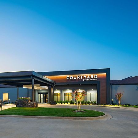 Courtyard Fort Worth University Drive Bagian luar foto